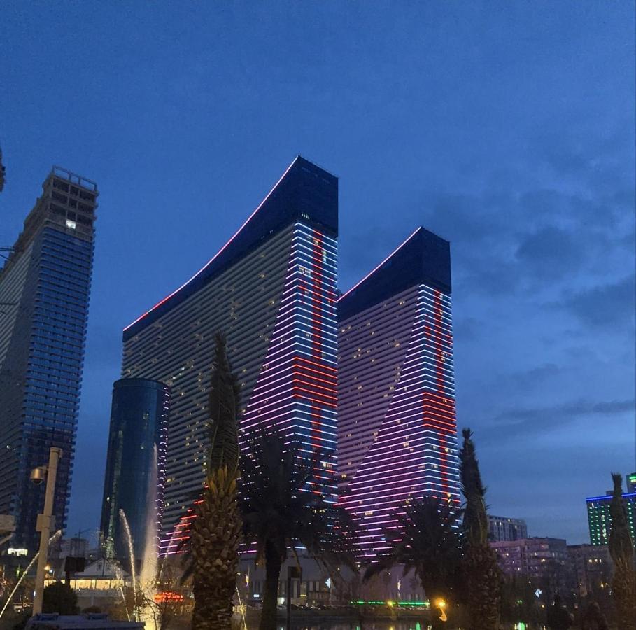 Orbi City In Batumi Батуми Екстериор снимка